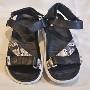 Cole Haan ZERO GRAND Sporty Black and Gray Sandals with Adjustable Straps